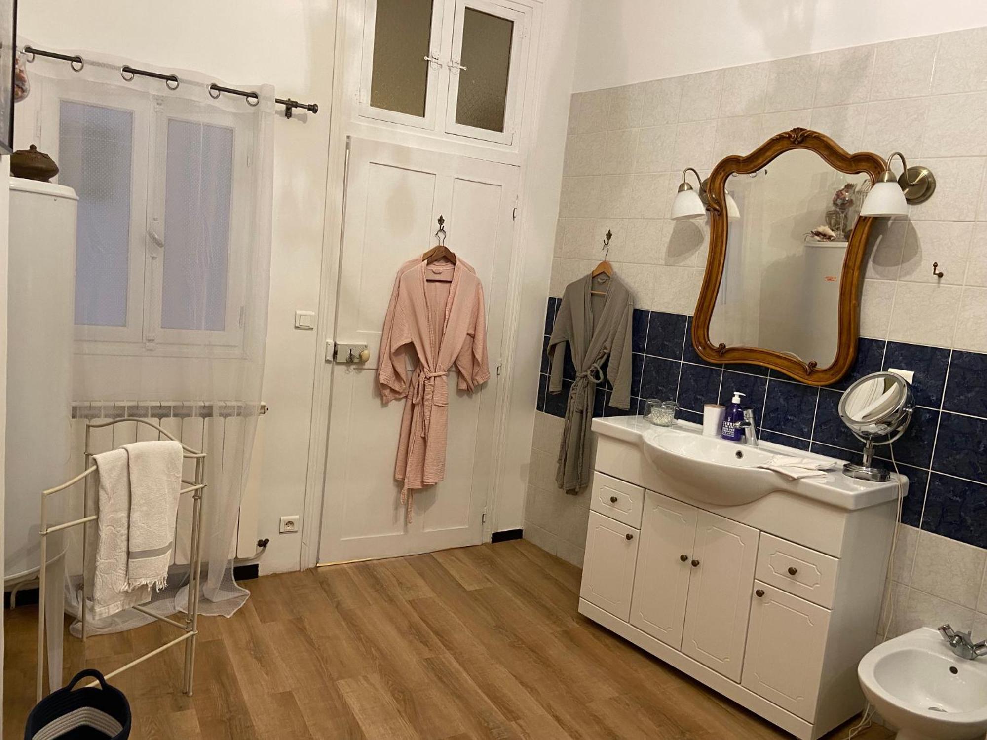 Maison 1823 - Suite de charme à Garons Esterno foto